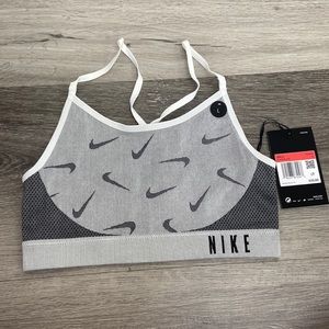 NWT Gray Nike Girls XL and XXL Sports Bra